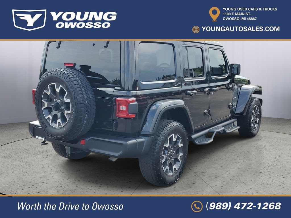 Used 2024 Jeep Wrangler Unlimited Sahara w/ Technology Group AWD/4WD image 3