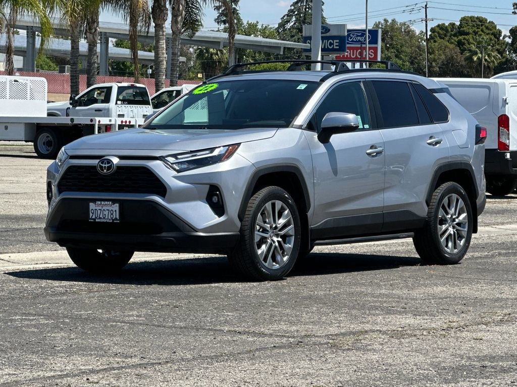 Used 2022 Toyota RAV4 XLE Premium FWD image 7