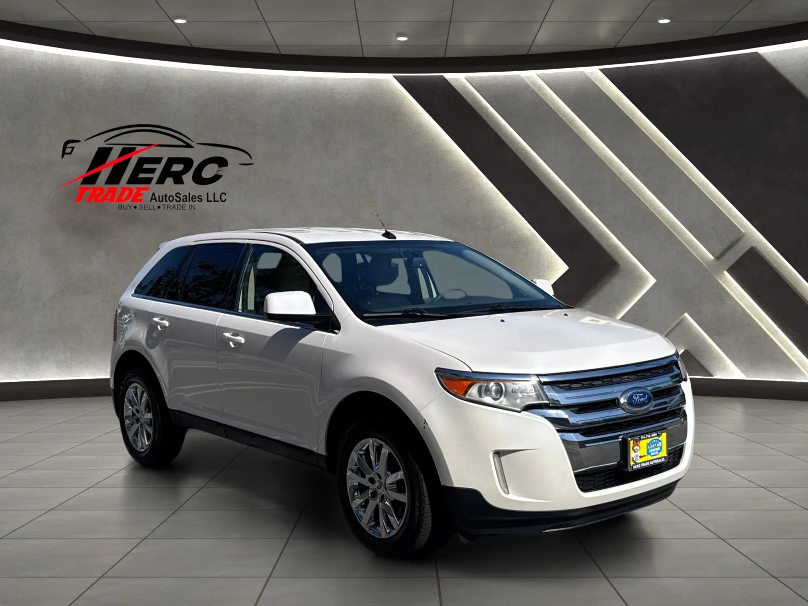 Used 2011 Ford Edge Limited w/ Driver Entry Pkg FWD image 1