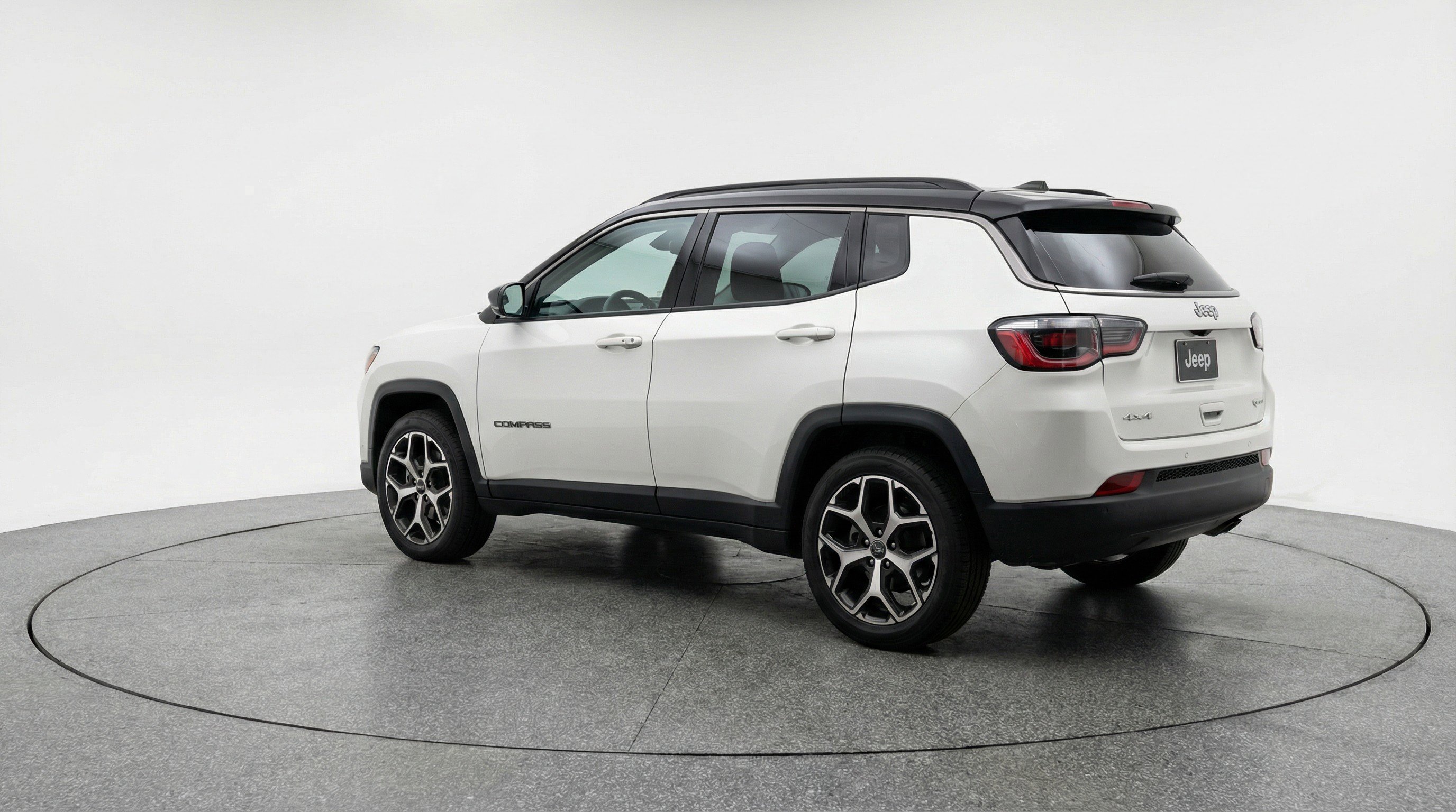 Used 2025 Jeep Compass Limited AWD/4WD image 6