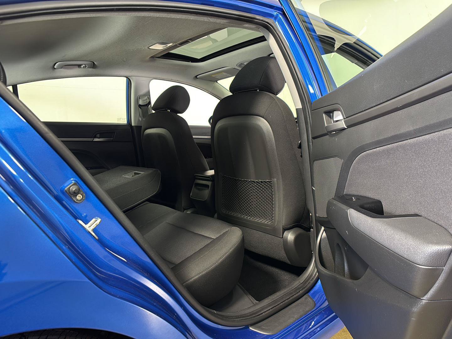 Used 2017 Hyundai Elantra Value Edition FWD image 19