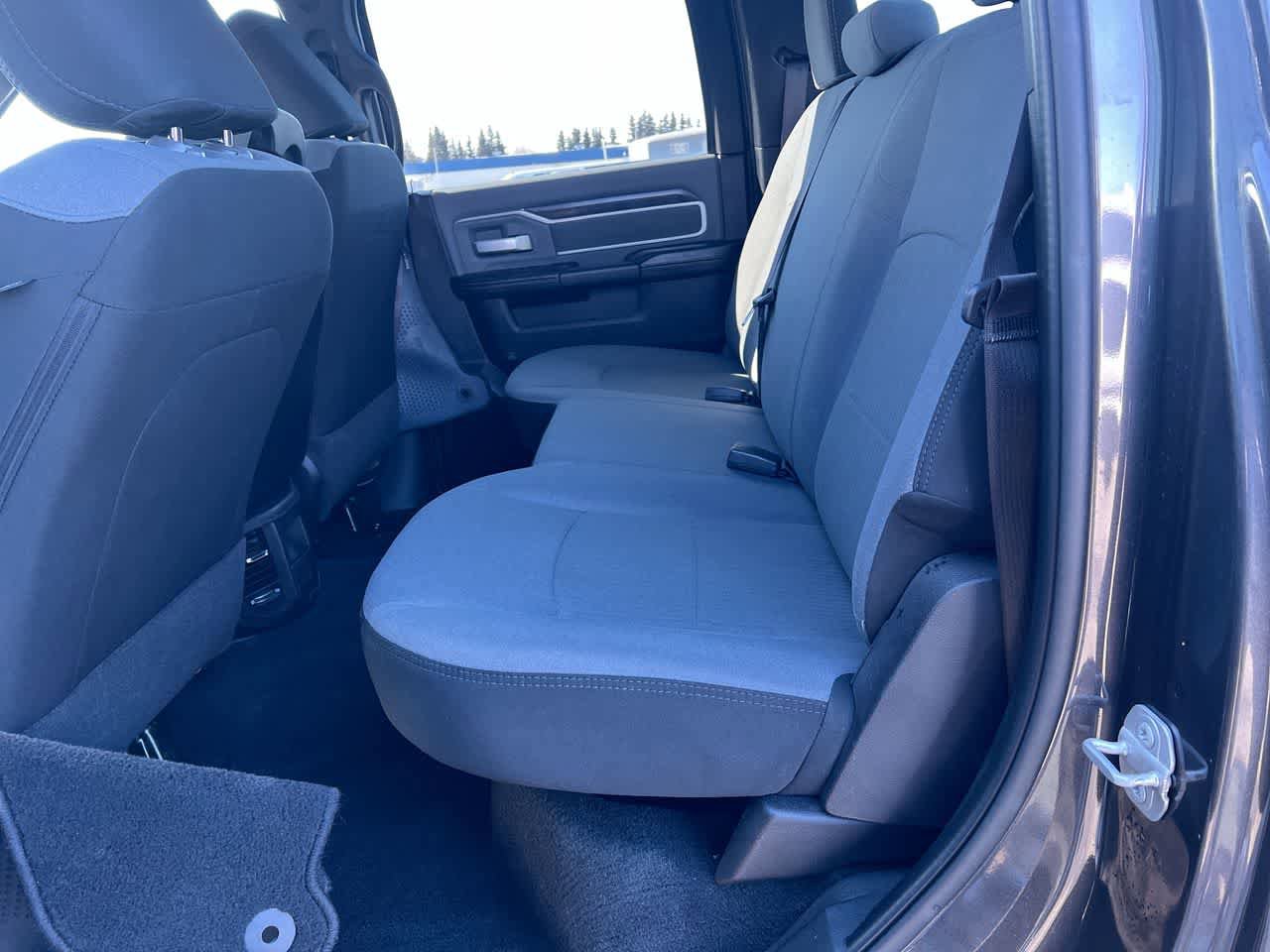 Used 2022 RAM 2500 Big Horn AWD/4WD image 24