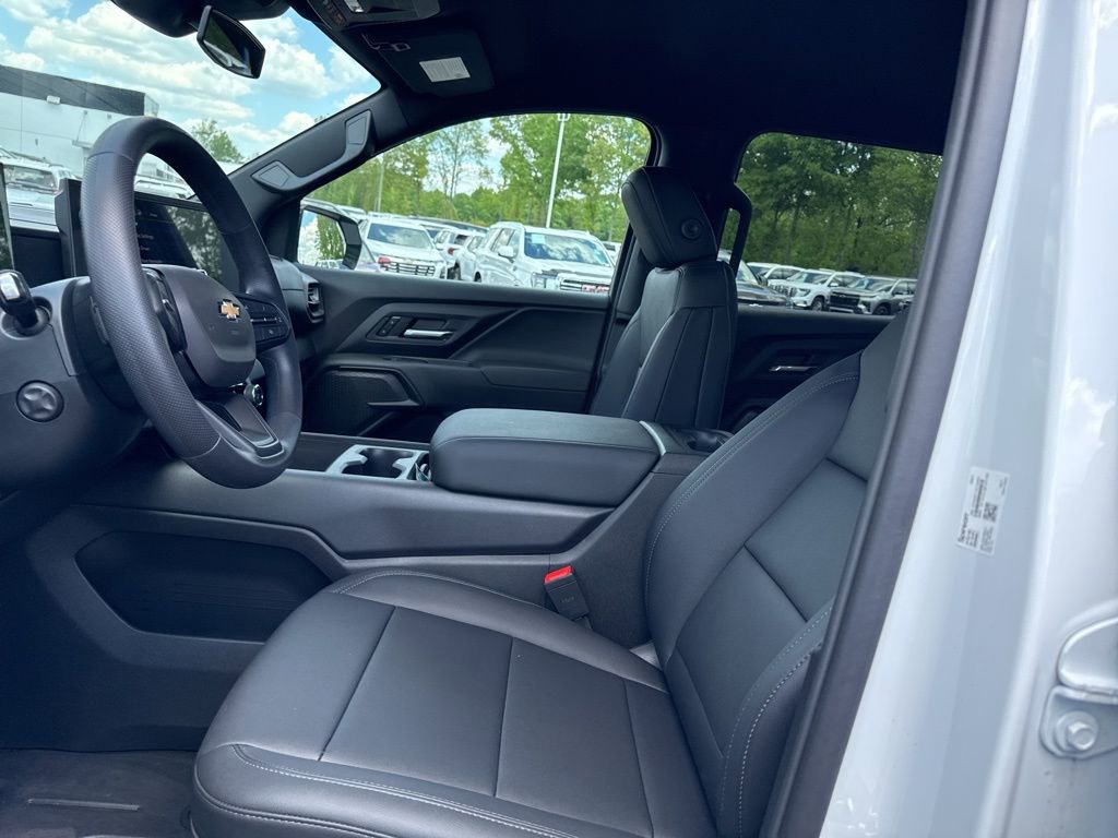 Used 2024 Chevrolet Silverado EV W/T image 9