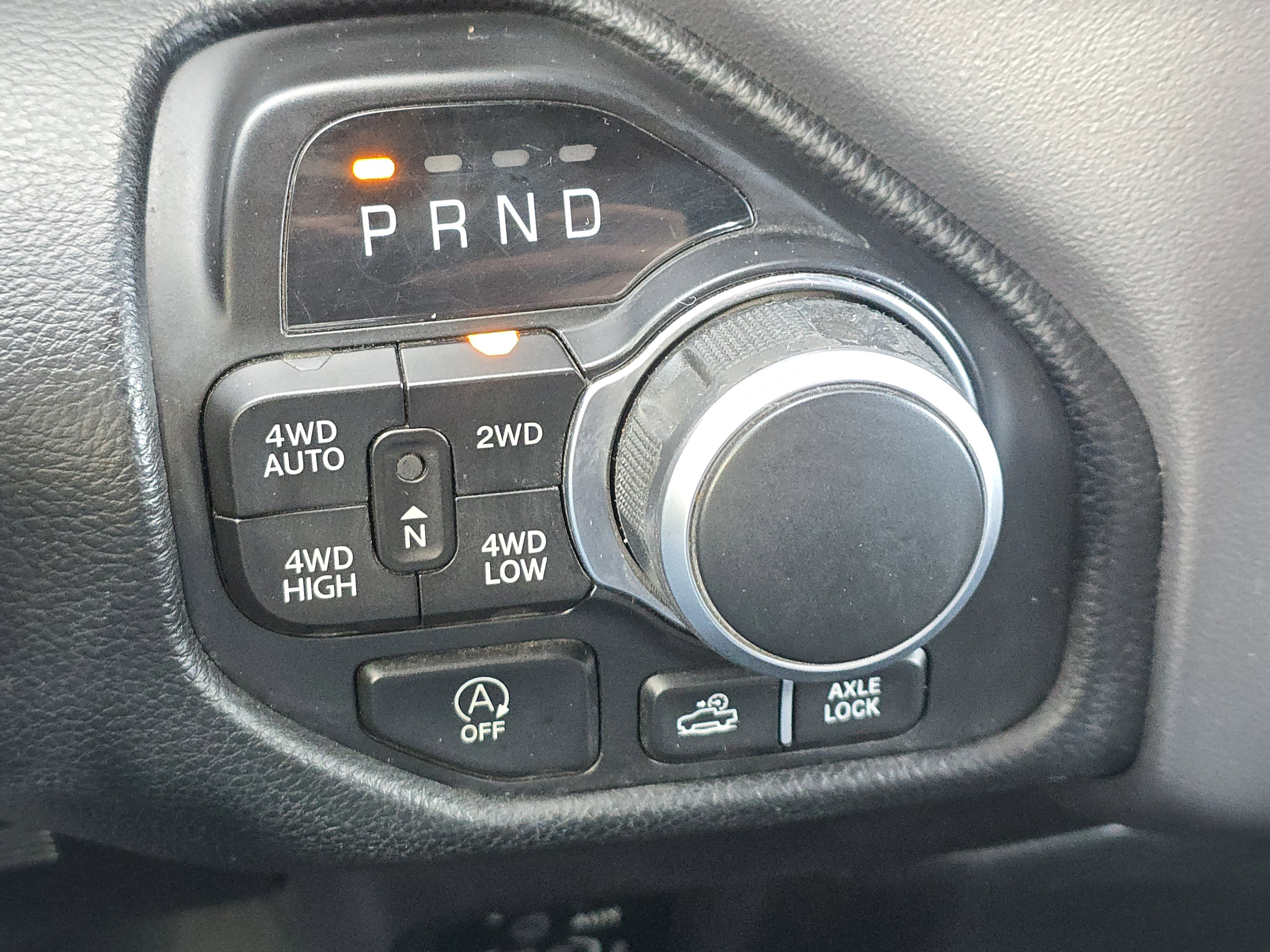 Used 2024 RAM 1500 Big Horn AWD/4WD image 31