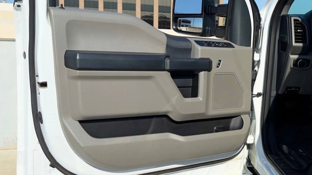 Used 2022 Ford F250 XL w/ Power Equipment Group image 62