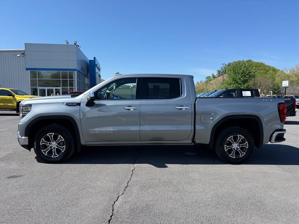 Certified 2025 GMC Sierra 1500 SLT AWD/4WD image 2