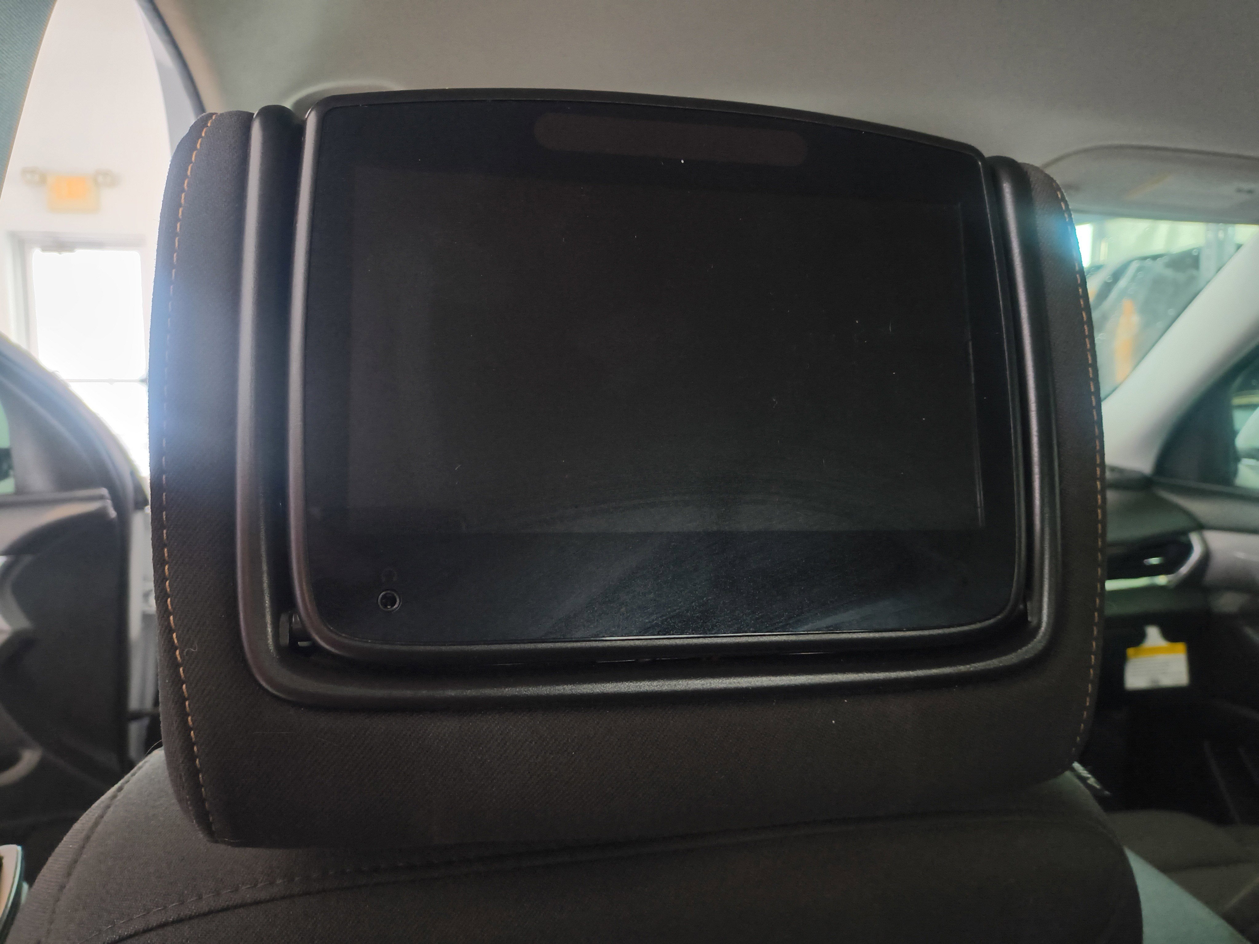 Used 2020 Chevrolet Traverse LT image 31