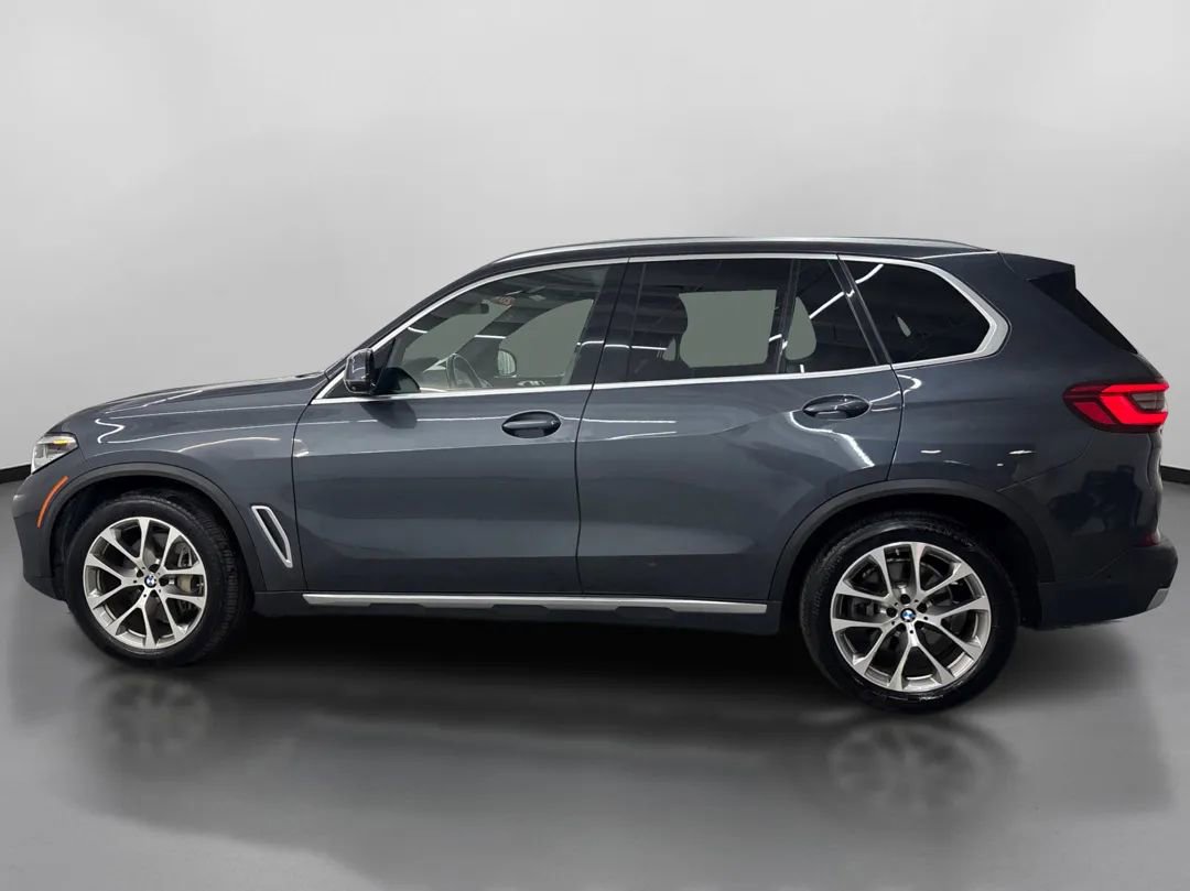 Used 2019 BMW X5 xDrive50i w/ Off-Road Package image 5