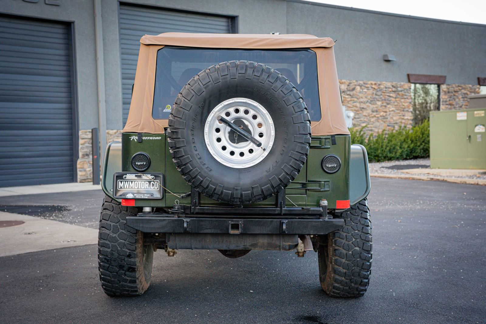 Used 1998 Jeep Wrangler Sahara image 9