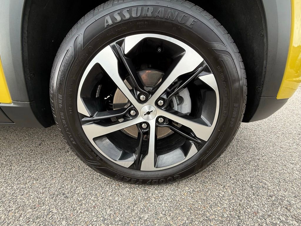 Used 2024 Chevrolet Trax RS w/ Driver Confidence Package image 32