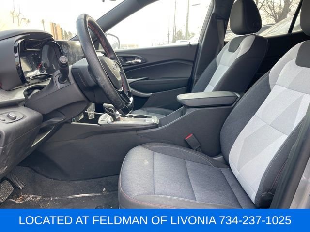 Certified 2024 Chevrolet Trax RS image 6