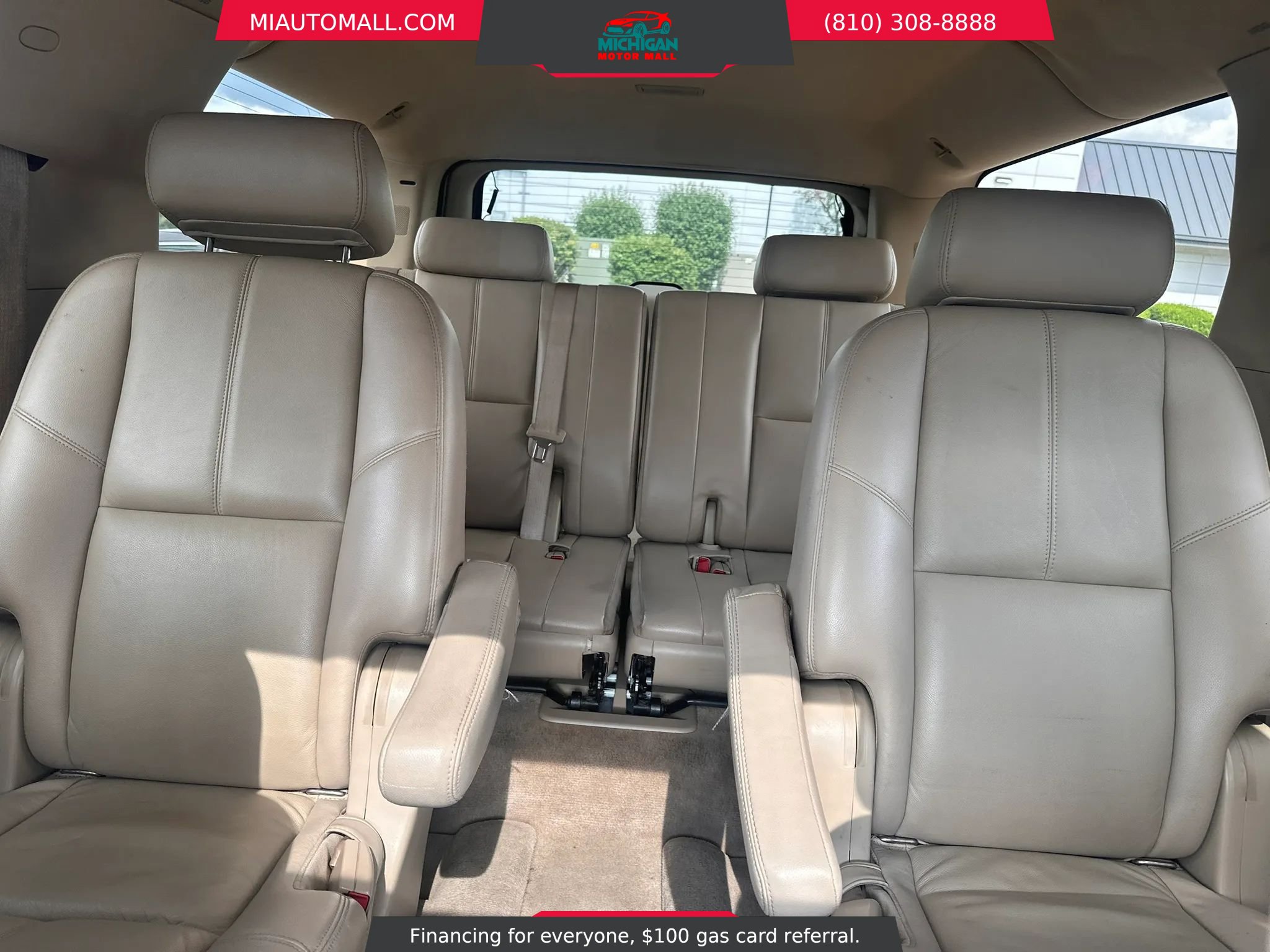 Used 2008 Chevrolet Suburban LTZ w/ LTZ Preferred Equipment Group AWD/4WD image 17