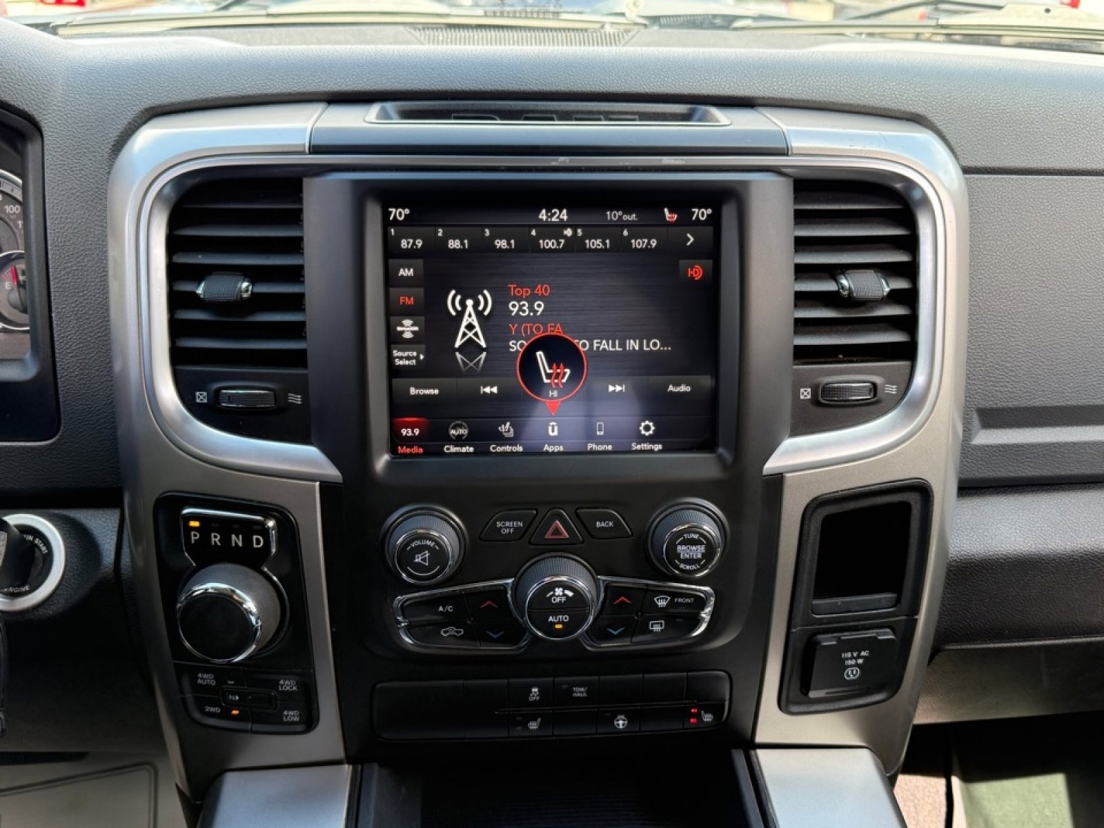 Used 2018 RAM 1500 Big Horn image 12