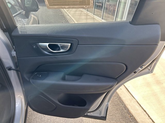 Certified 2025 Volvo XC60 B5 Plus image 12