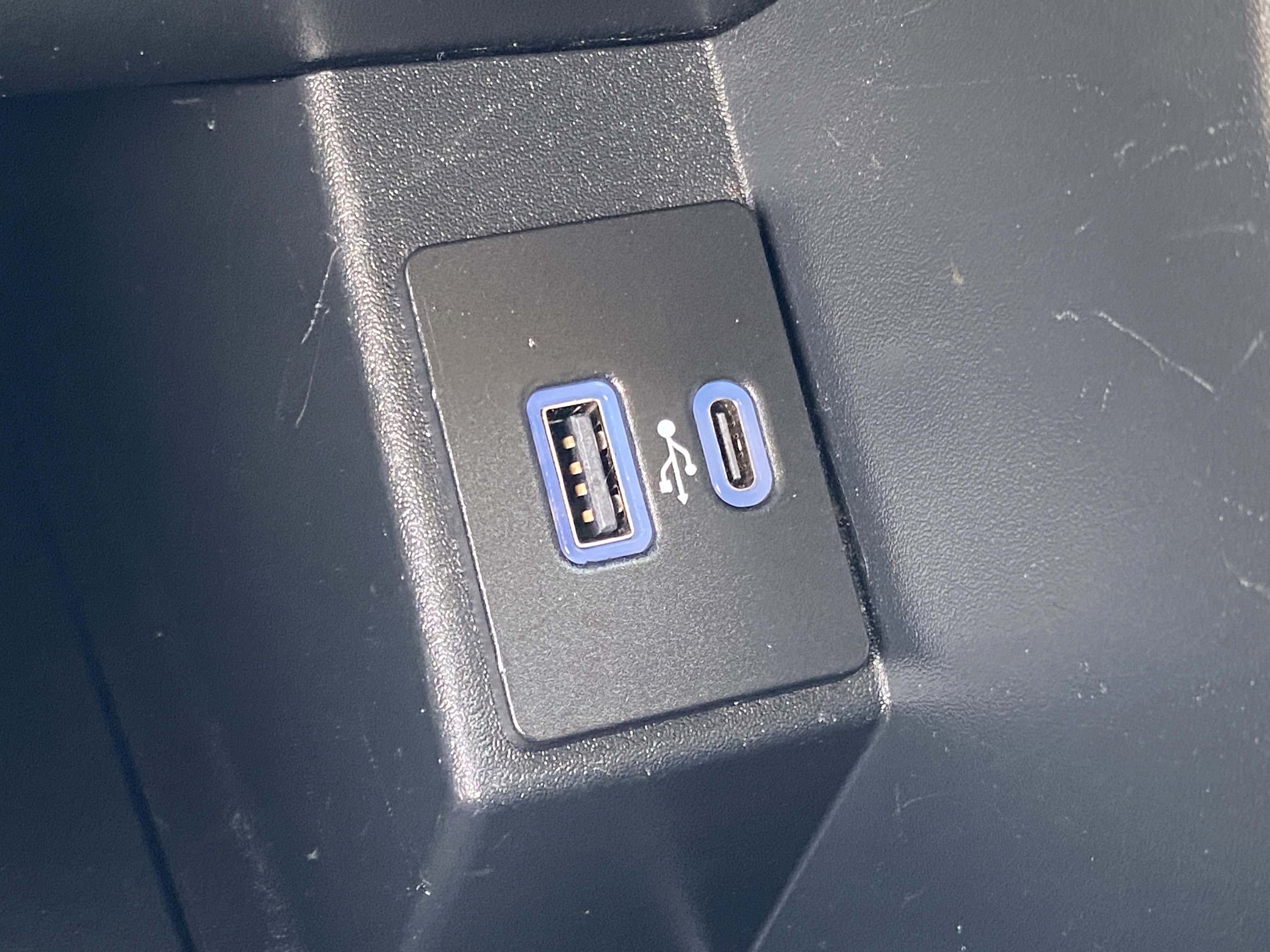 Used 2024 Ford Edge SEL image 22