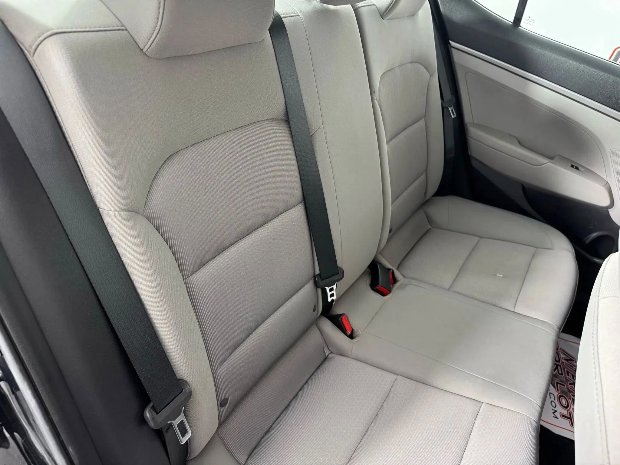 Used 2018 Hyundai Elantra SE w/ Cargo Package FWD image 31