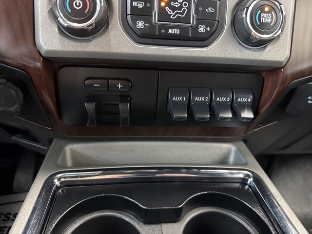 Used 2016 Ford F350 Lariat w/ Lariat Ultimate Package image 25