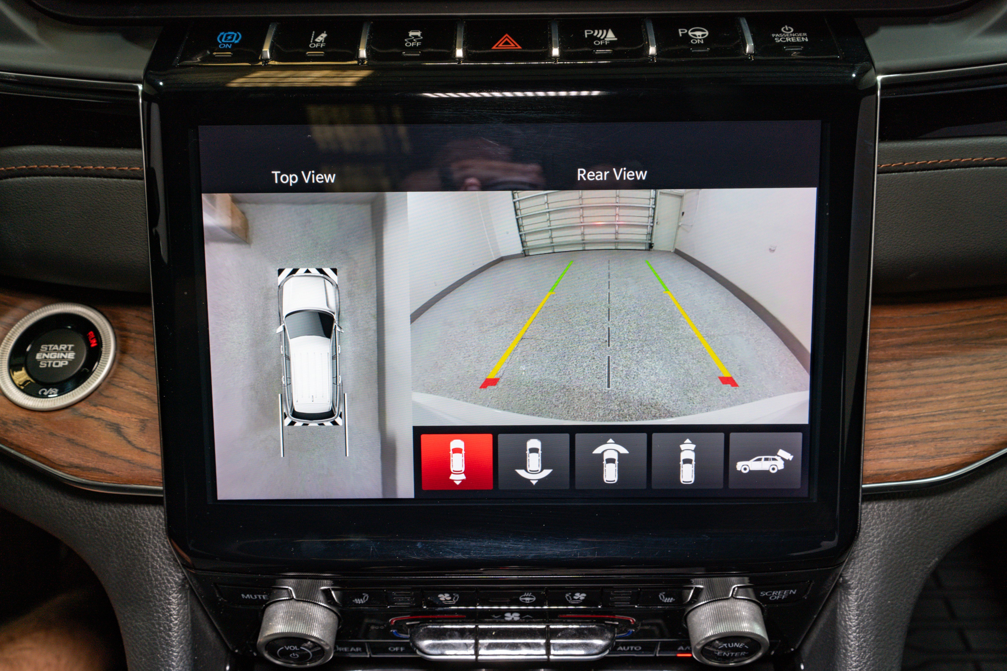 Used 2023 Jeep Grand Cherokee Summit w/ High Altitude Package image 25