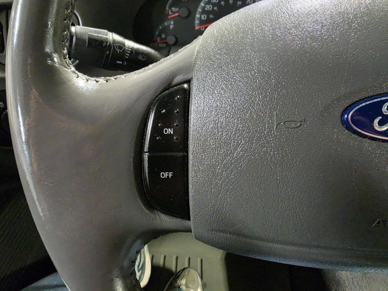 Used 2003 Ford F150 XLT AWD/4WD image 25