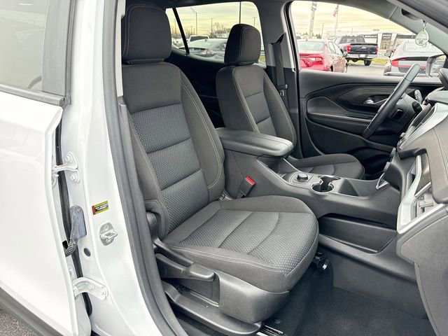 Used 2023 GMC Terrain SLE image 25