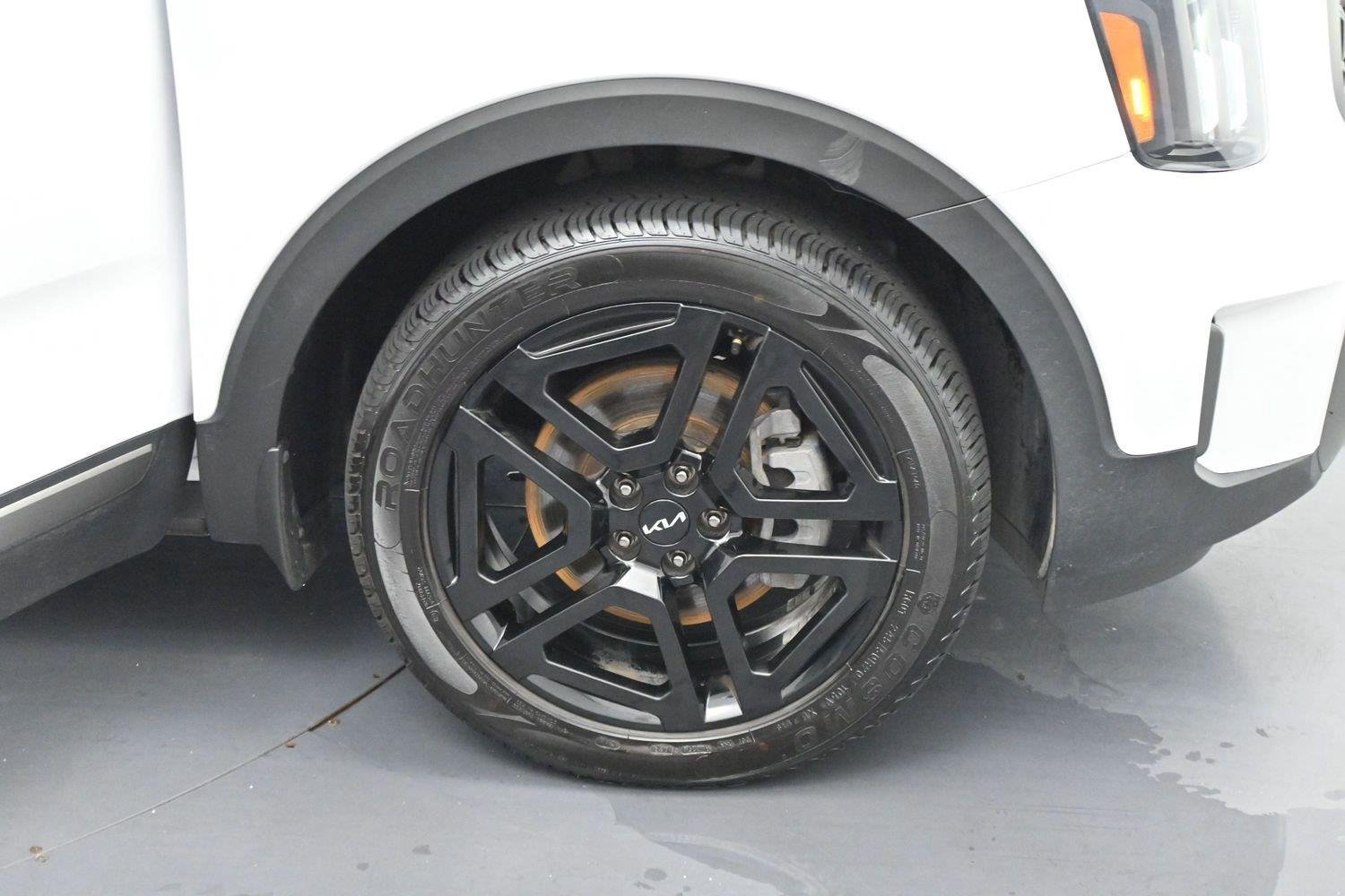 Used 2023 Kia Telluride SX X-Line AWD/4WD image 42