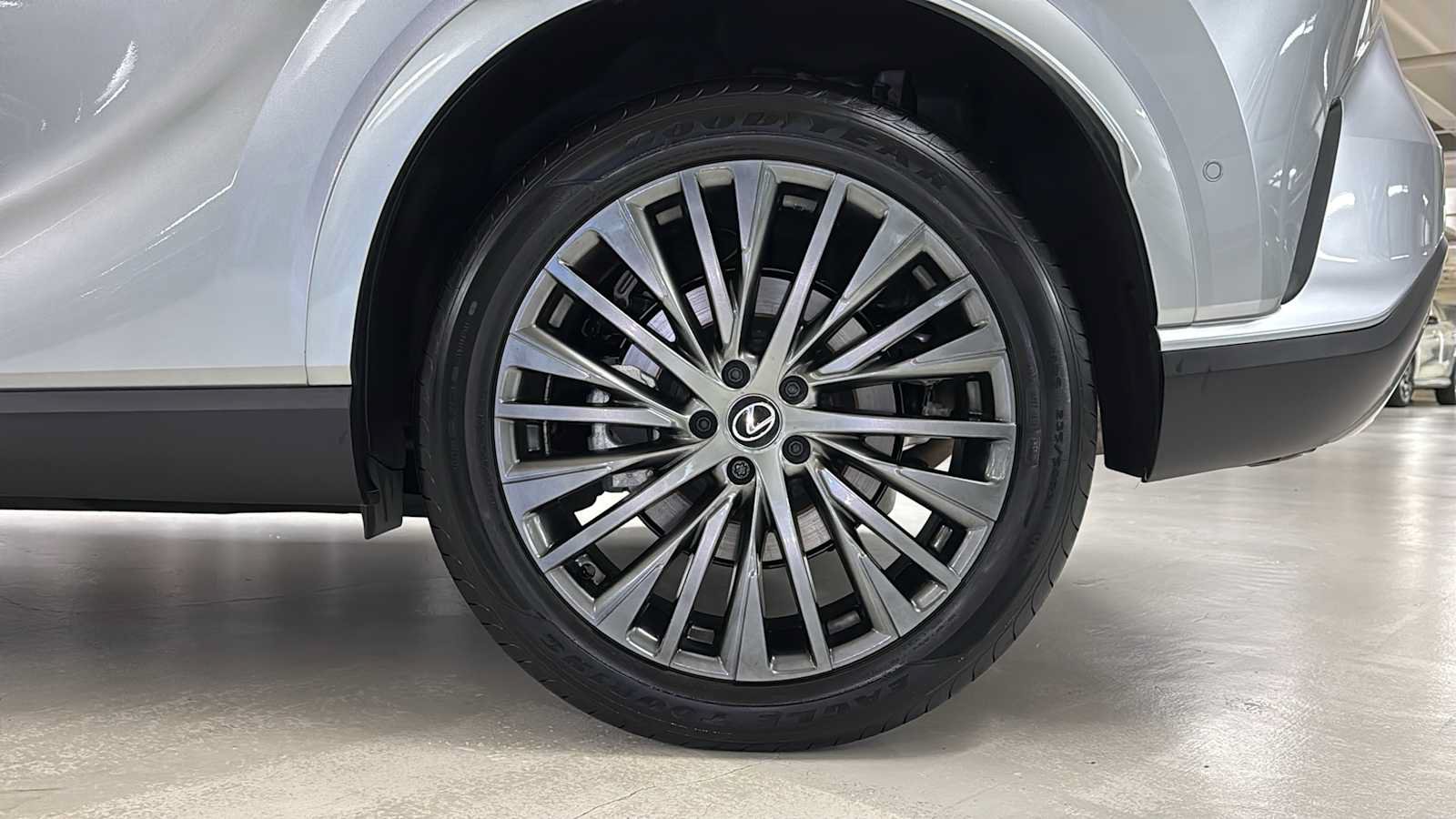 Used 2024 Lexus RX 350 AWD w/ Convenience Package image 10