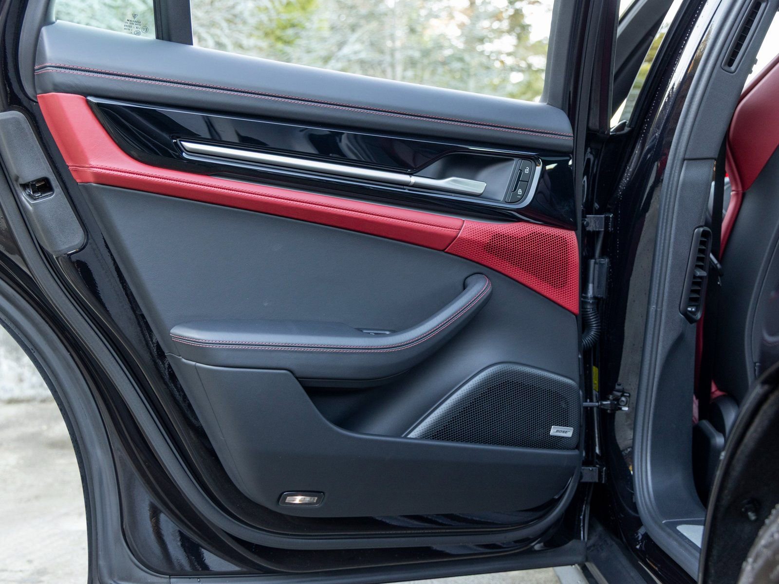 Certified 2024 Porsche Panamera image 40