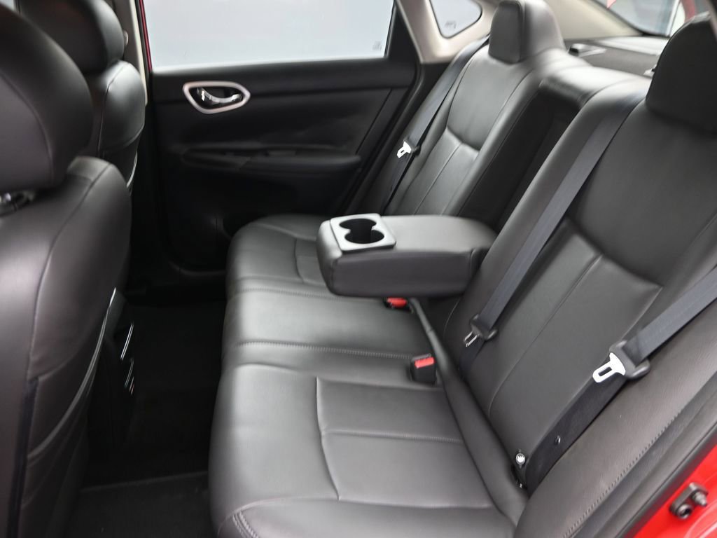 Used 2019 Nissan Sentra SR image 14