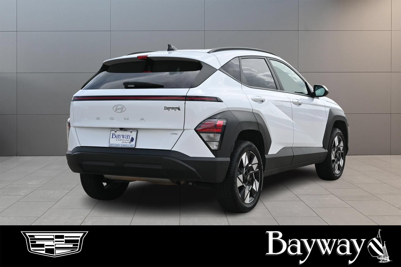 Used 2025 Hyundai Kona SEL AWD/4WD image 6
