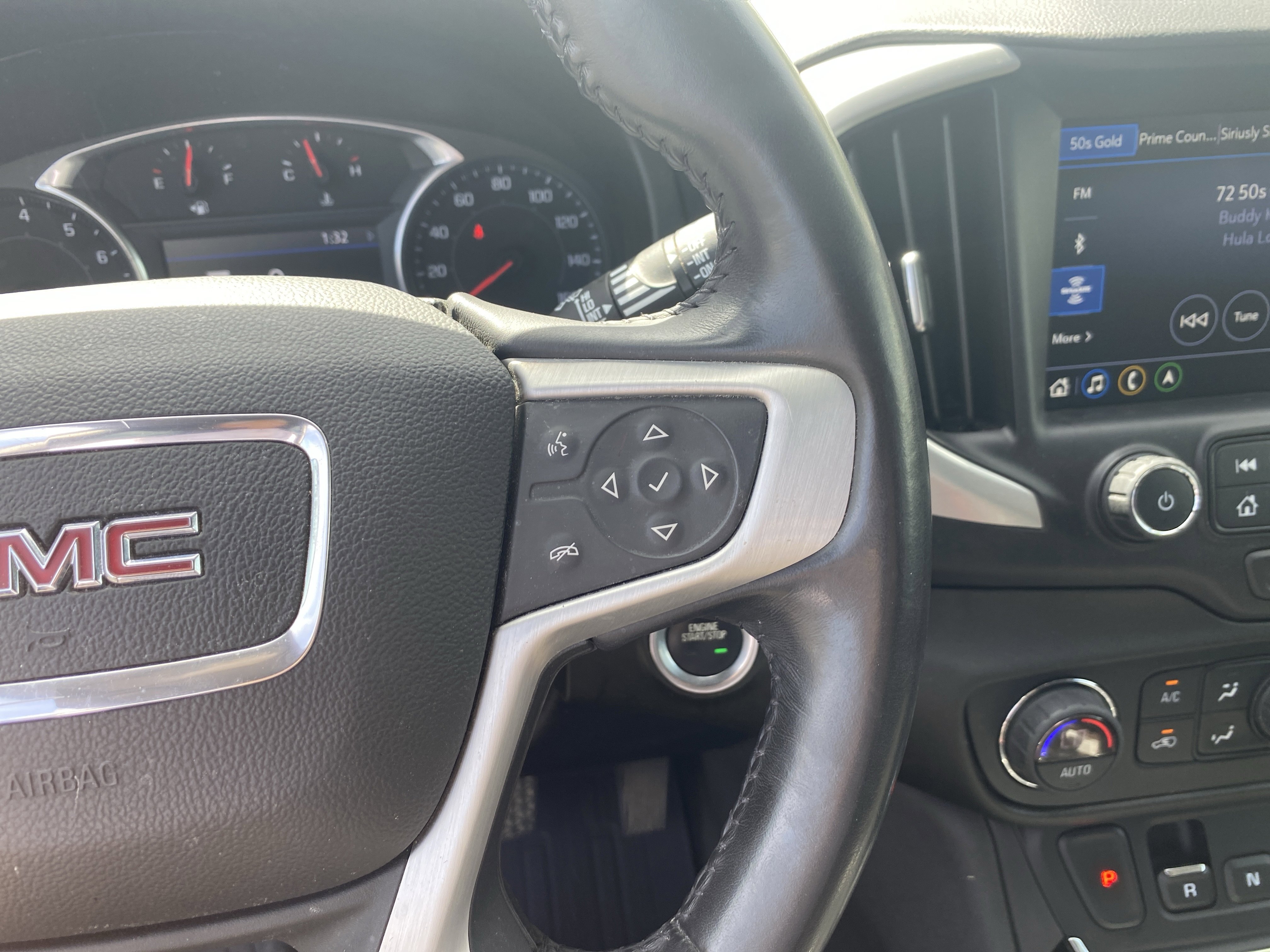 Used 2019 GMC Terrain SLE w/ Driver Convenience Package image 12