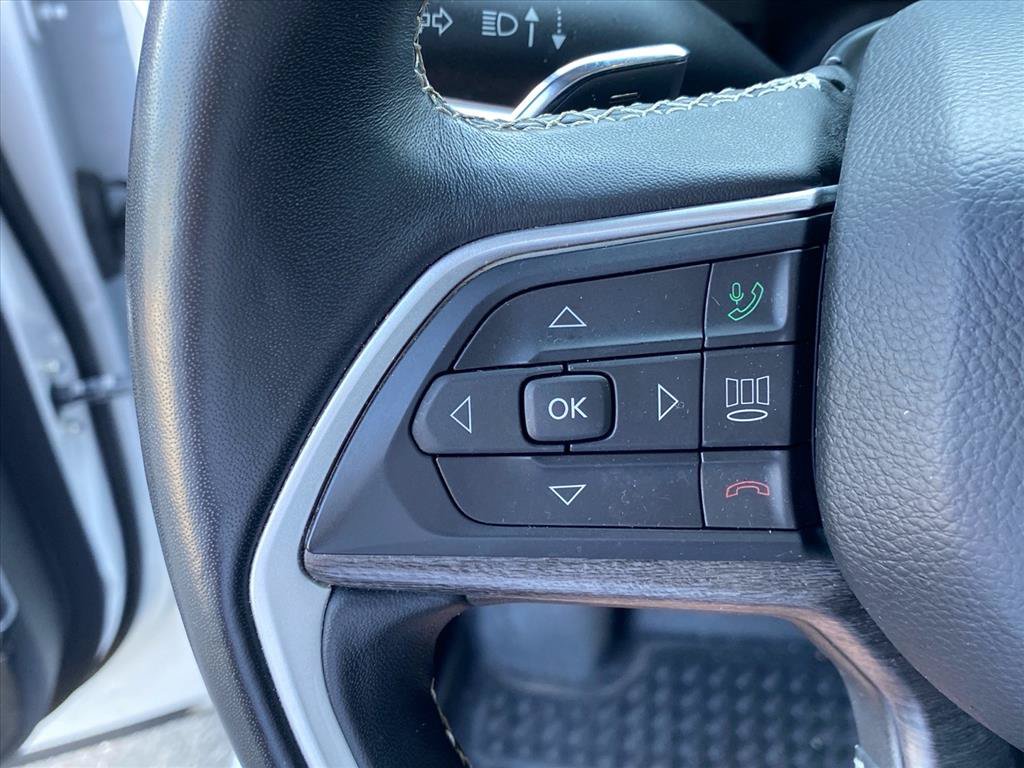 Used 2022 Jeep Grand Cherokee L Limited AWD/4WD image 18