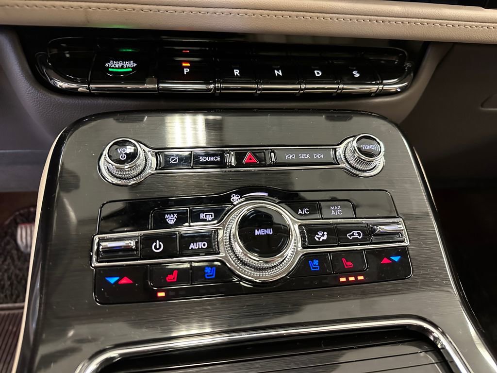 Used 2022 Lincoln Nautilus Reserve w/ Luxury Package image 23