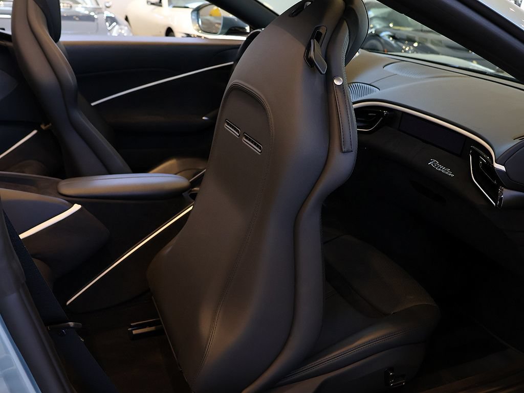 Certified 2024 Ferrari Roma Spider RWD image 46