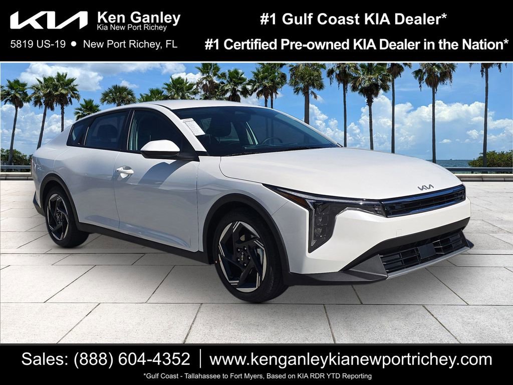 New 2026 Kia K4 EX