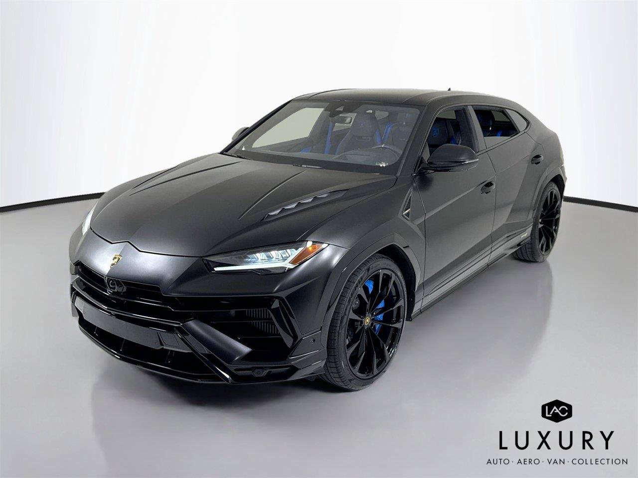 Used 2024 Lamborghini Urus S AWD/4WD image 4
