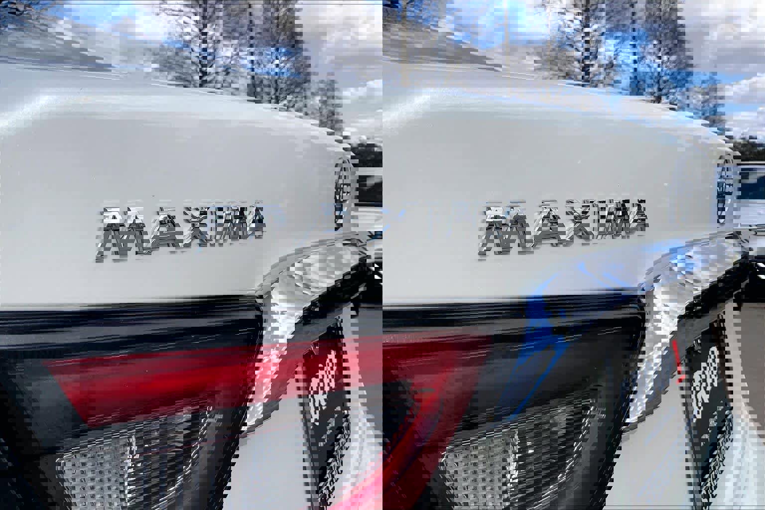 Used 2023 Nissan Maxima SL image 31