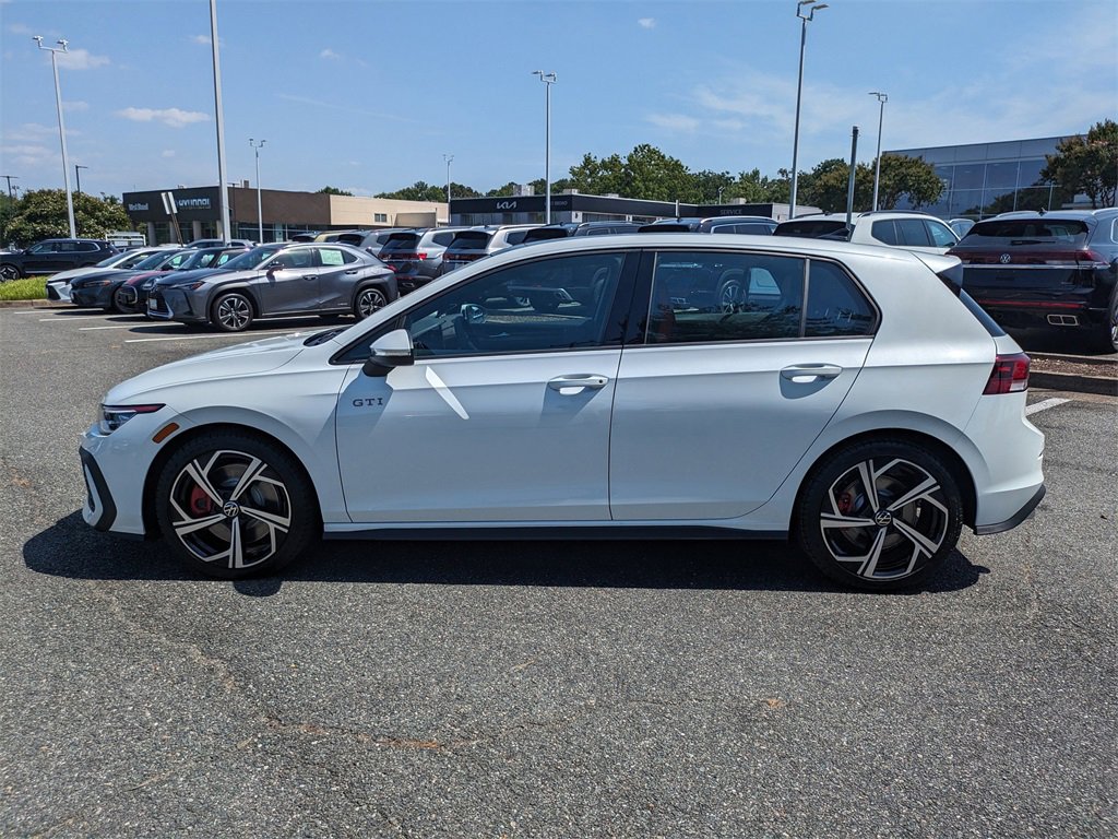 New 2025 Volkswagen GTI SE image 7