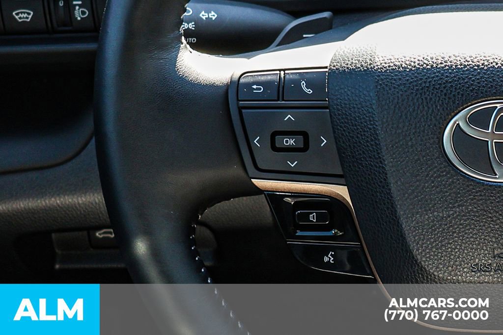 Used 2025 Toyota Crown Signia image 36