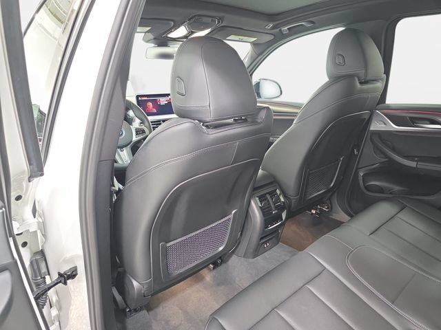 Certified 2024 BMW X3 xDrive30i w/ Premium Package AWD/4WD image 10