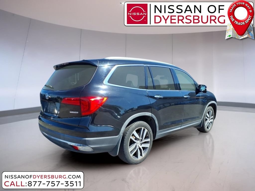 Used 2018 Honda Pilot Touring image 3
