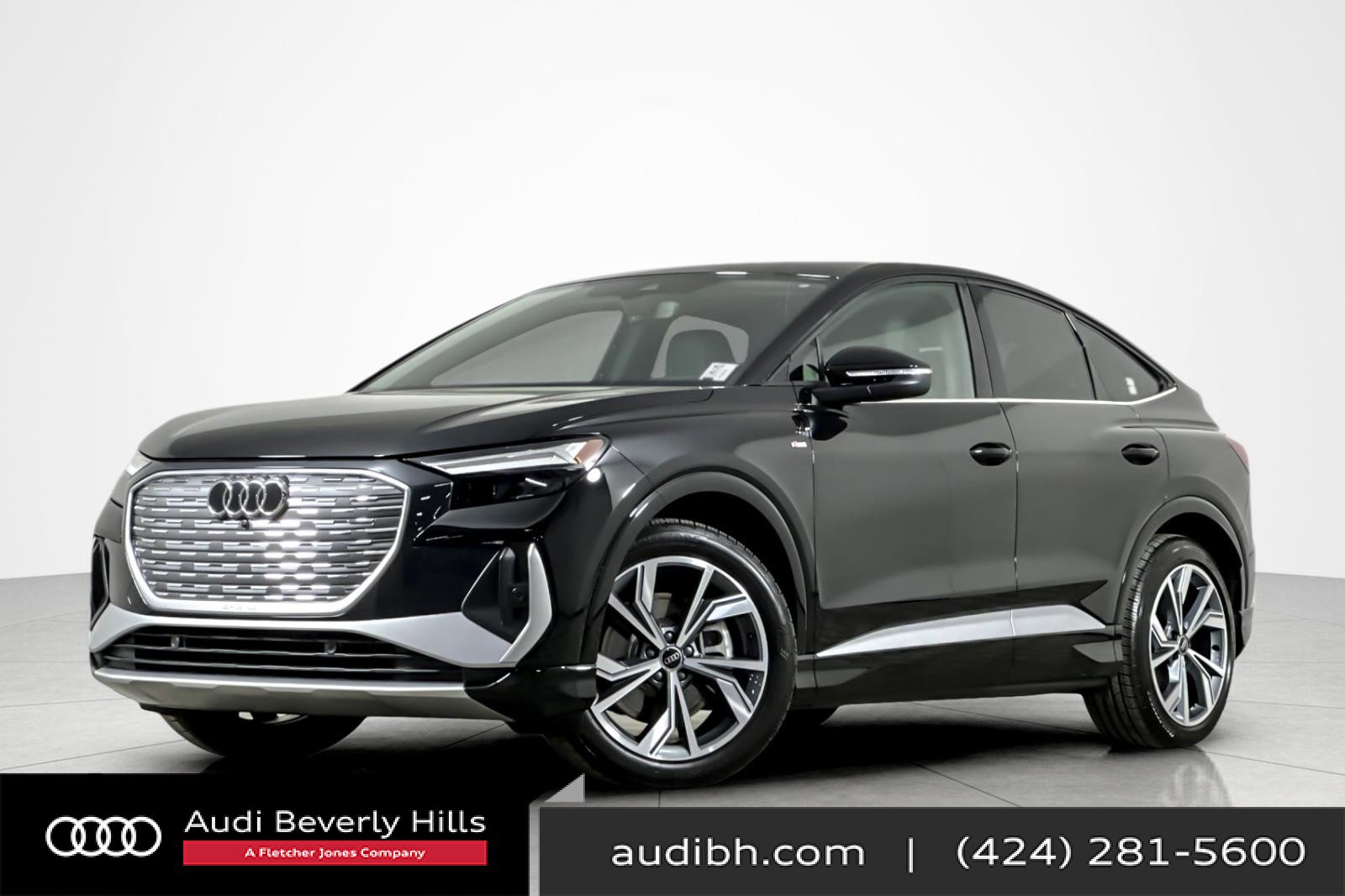 Used 2025 Audi Q4 e-tron Premium w/ Convenience Package