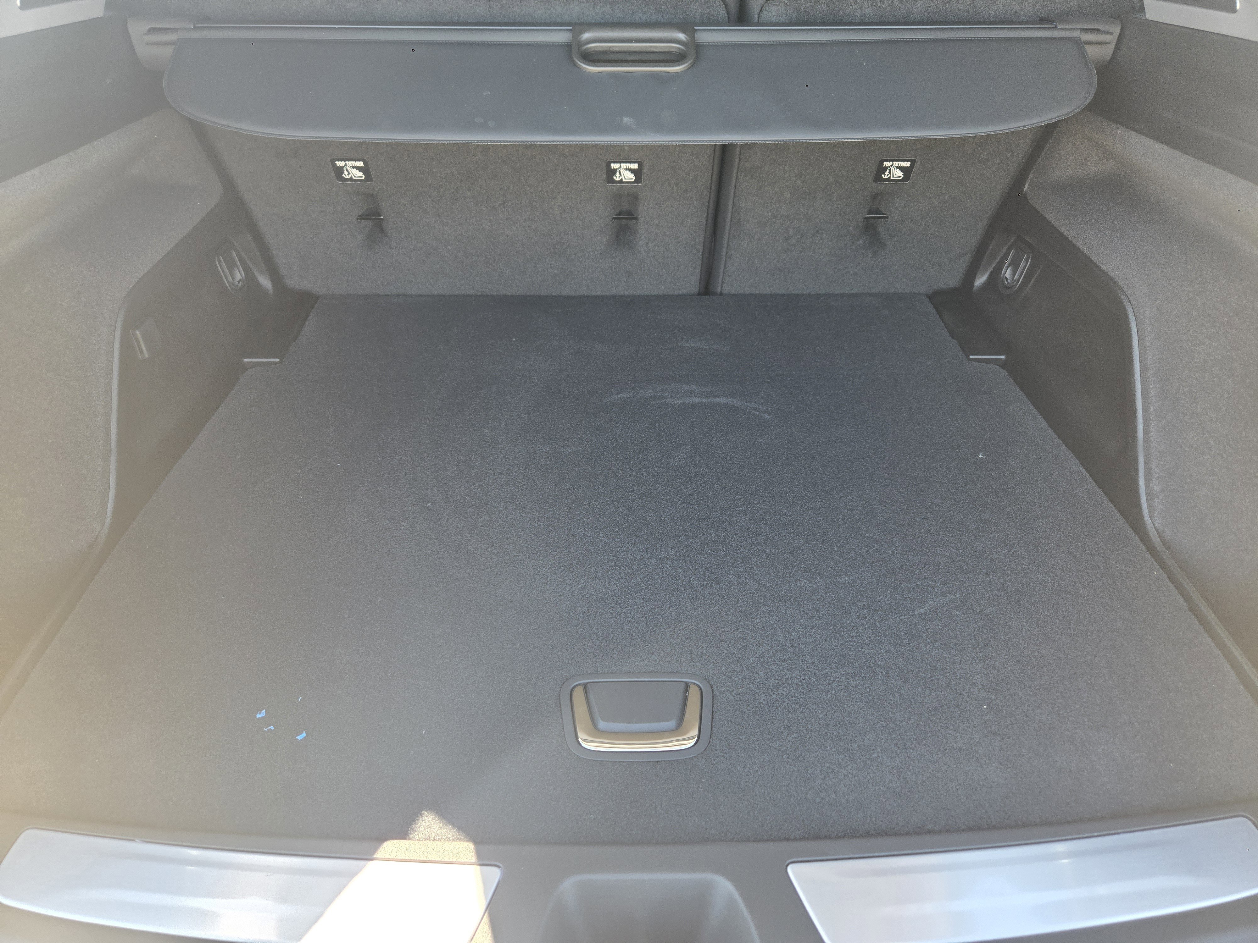 New 2025 Cadillac Optiq Luxury 2 image 22