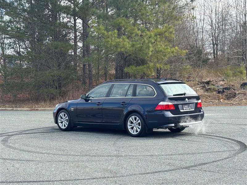 Used 2010 BMW 535i xDrive Wagon image 4