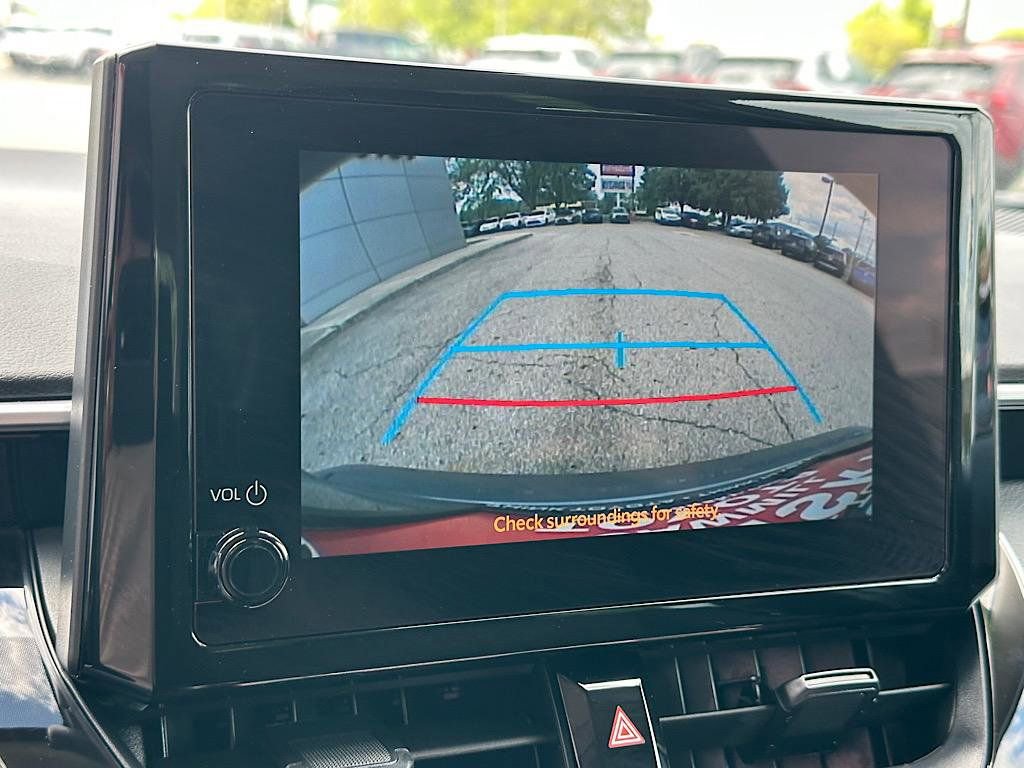 Used 2026 Toyota Corolla LE FWD image 28
