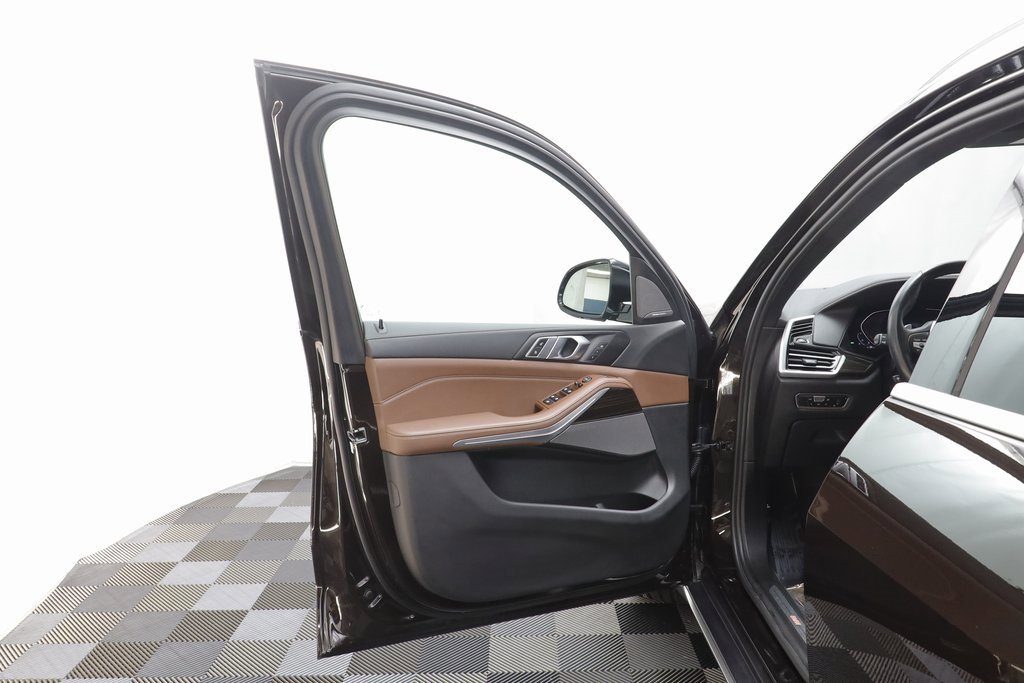Certified 2023 BMW X5 xDrive40i w/ Premium Package image 5