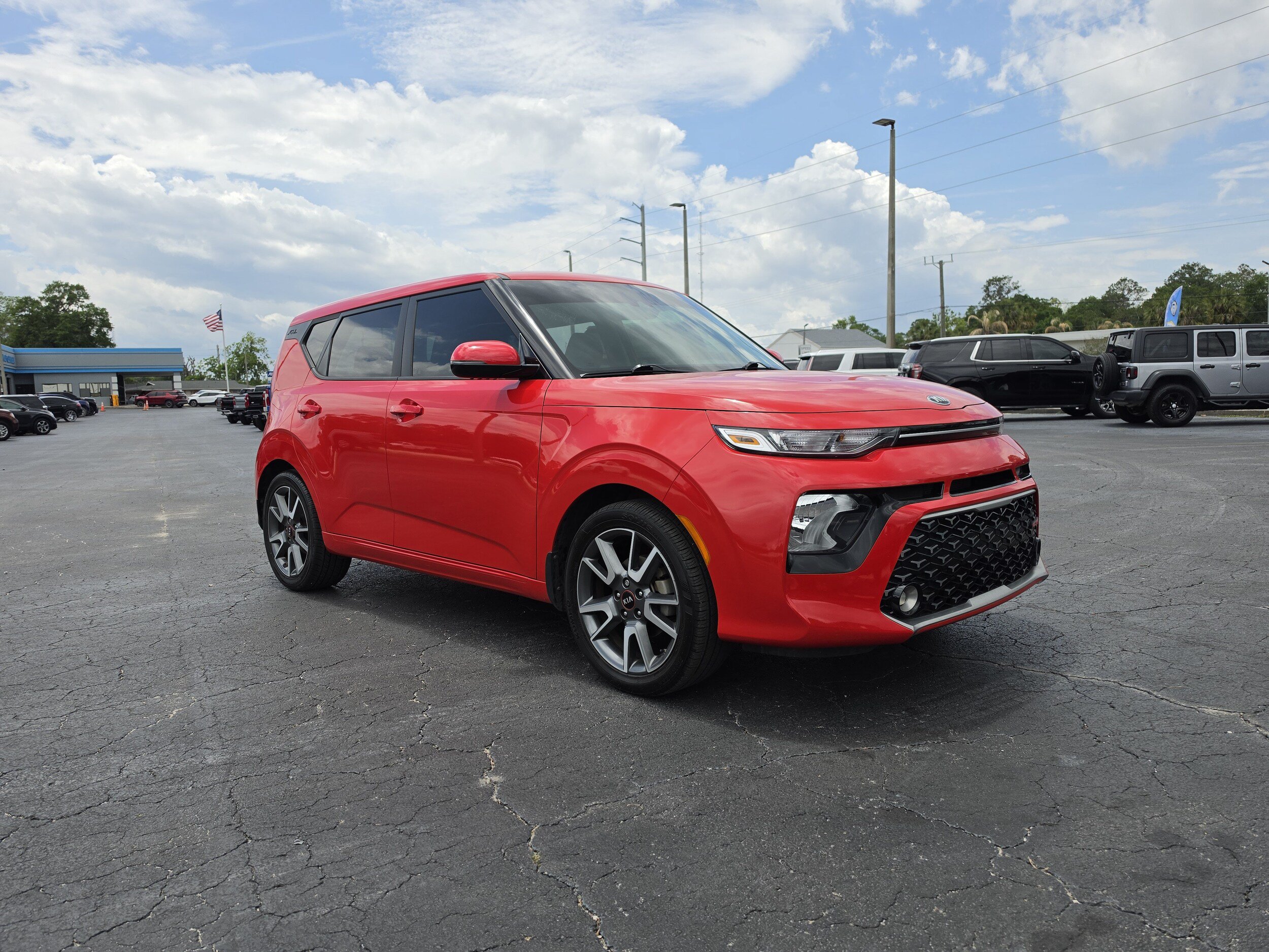 Used 2021 Kia Soul GT-Line FWD image 2