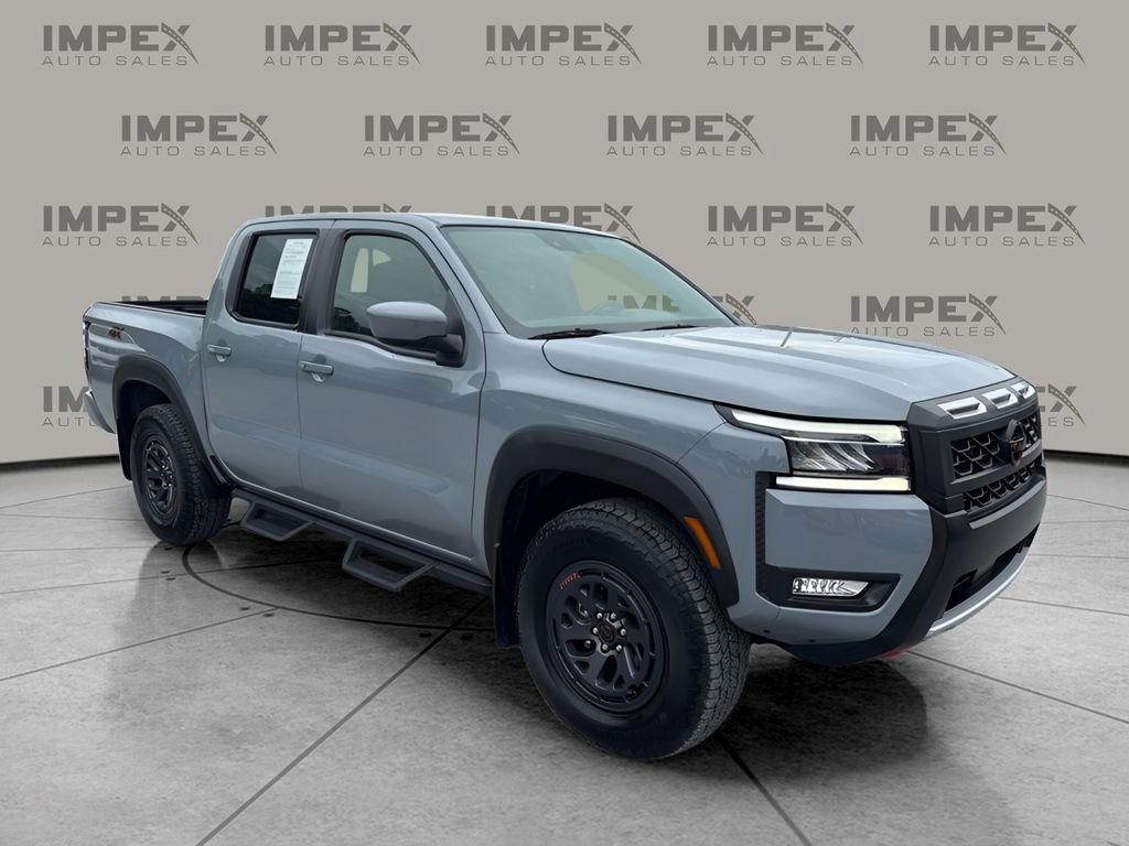 Used 2025 Nissan Frontier PRO-4X AWD/4WD image 7