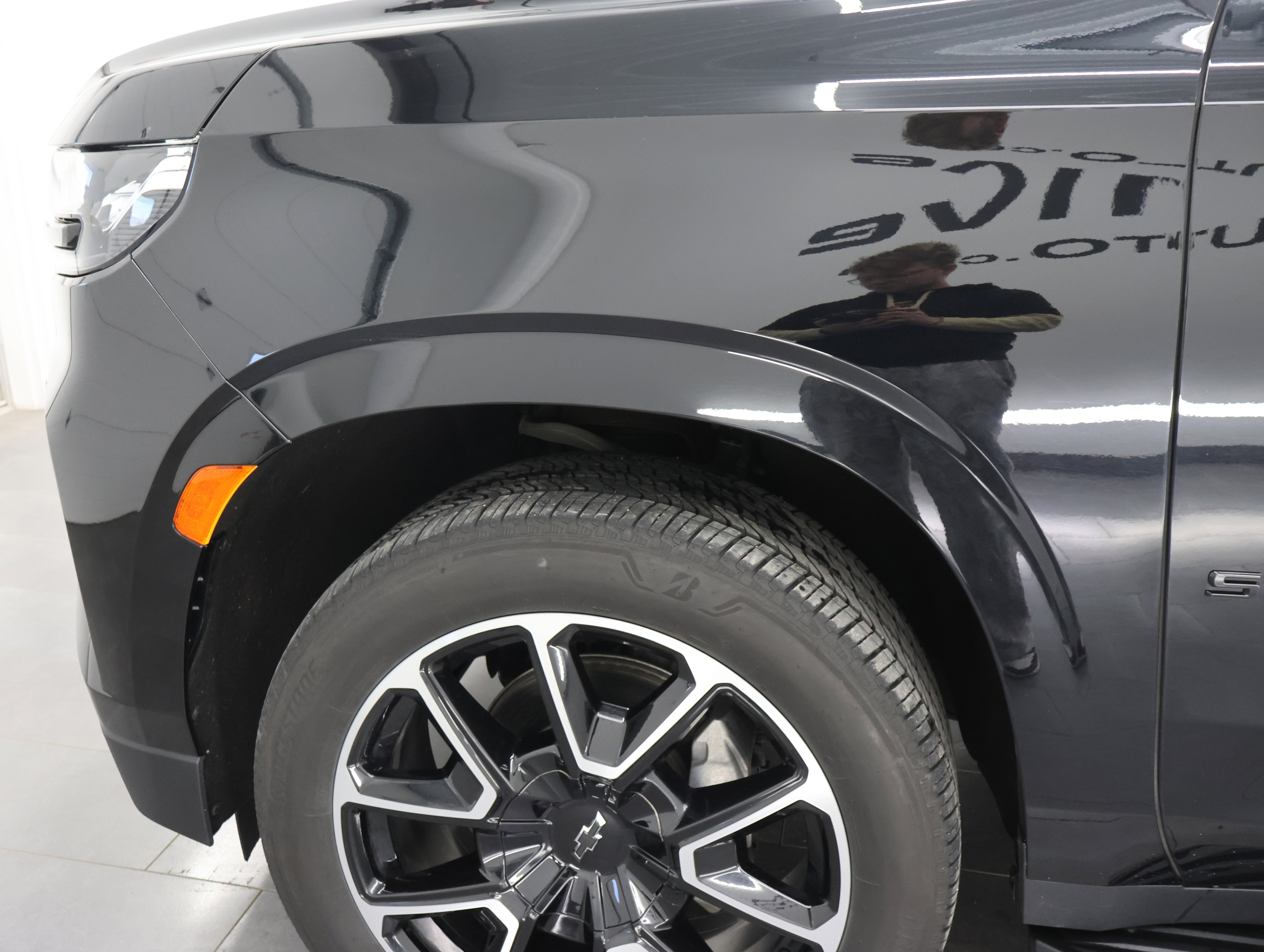 Used 2023 Chevrolet Suburban RST w/ Luxury Package AWD/4WD image 42