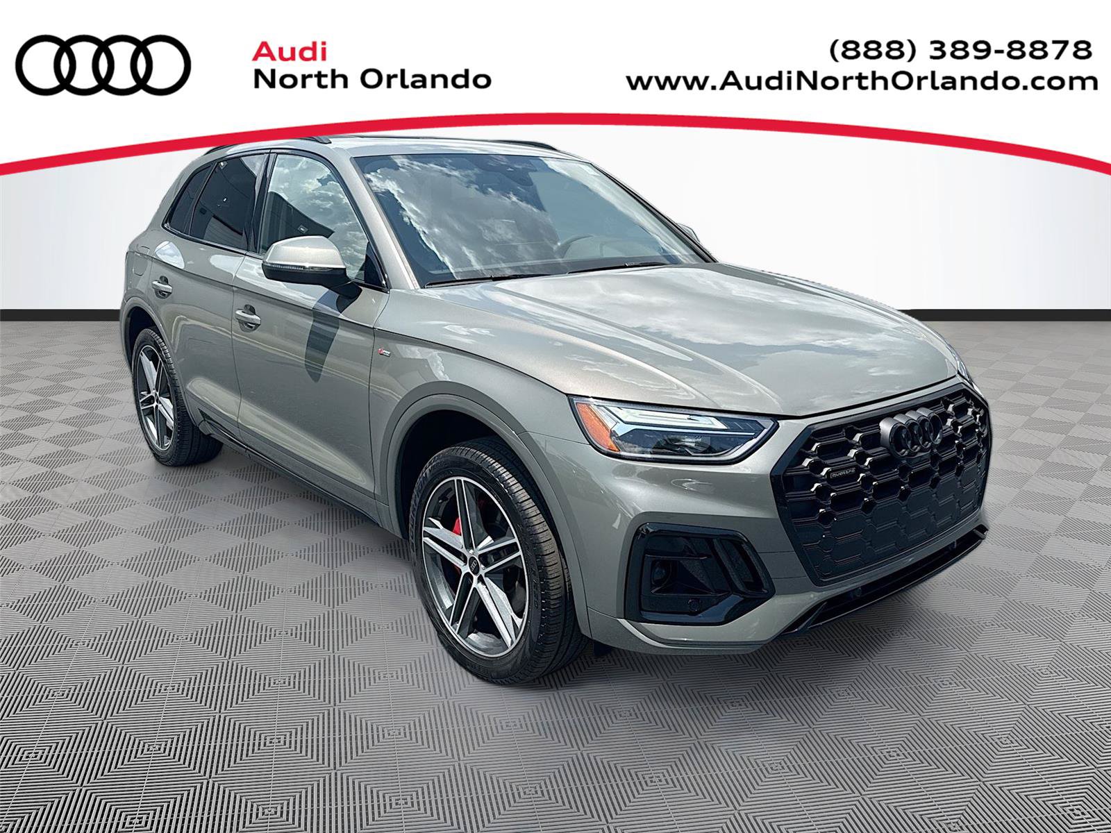 Certified 2025 Audi Q5 e Premium Plus w/ Premium Plus Package AWD/4WD image 1