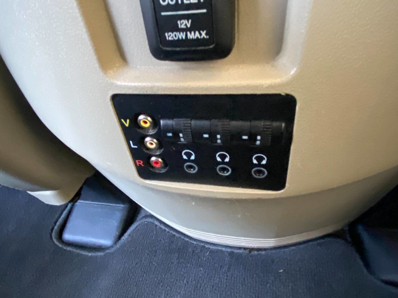 Used 2012 Honda Pilot Touring image 47